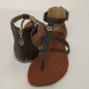 GBG strappy flat sandals size 7.5 logo ankle gold tone hardware NEW